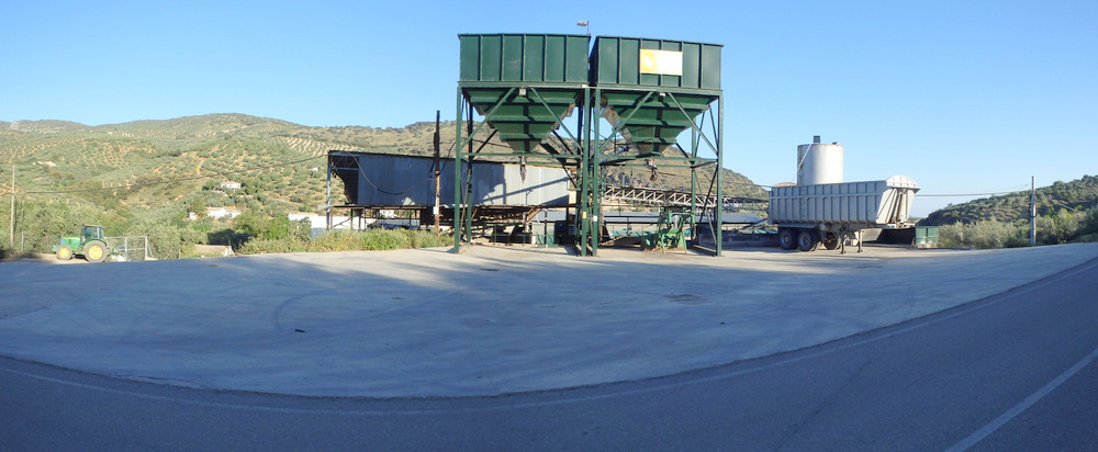 Olive CoOp of Br&aacute;cana and Processing Center.